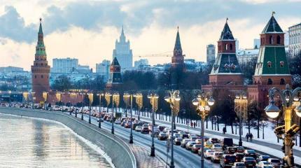 Три красных лампочки для Кремля Три красных лампочки для Кремля