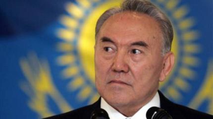 Падение тенге: Назарбаев предупредил бизнес о неминуемом наказании за повышение цен на продукты