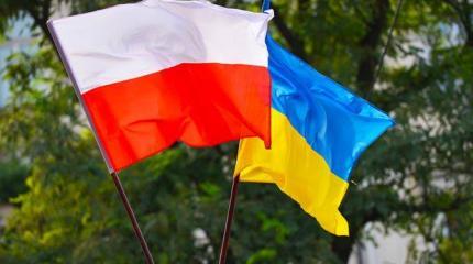 В США предлагают создать новую Речь Посполитую, объединив Польшу и Украину В США предлагают создать новую Речь Посполитую, объединив Польшу и Украину