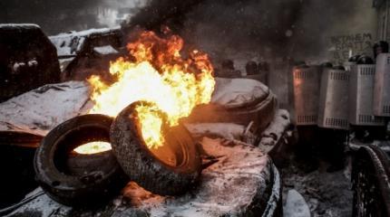 На Украине подул ветер перемен и политики почувствовали агонию режима На Украине подул ветер перемен и политики почувствовали агонию режима