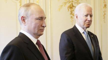 «Осмелевший Байден встретился с невозмутимым Путиным» «Осмелевший Байден встретился с невозмутимым Путиным»