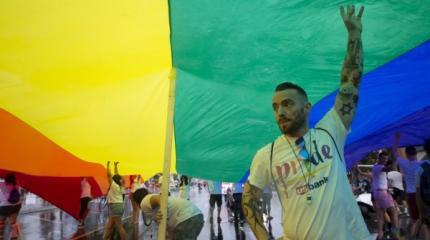 Диктатура извращенцев приведет США к гражданской войне Диктатура извращенцев приведет США к гражданской войне