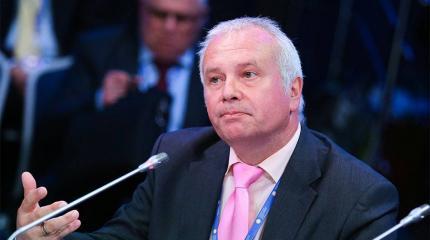 Рар: Слова Путина о возвращении Крыма в Россию вызвали у Меркель истерику Рар: Слова Путина о возвращении Крыма в Россию вызвали у Меркель истерику