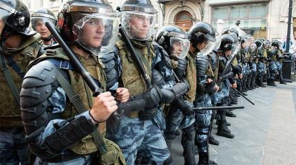 Подавление протеста в Москве – апробация тактики военного положения Подавление протеста в Москве – апробация тактики военного положения