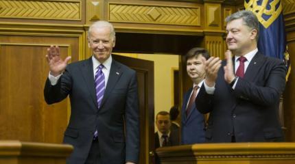 А Петька слушает, да ест А Петька слушает, да ест