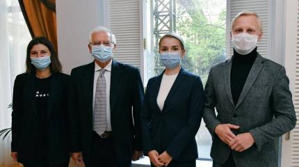 «Соросята» монополизировали все контакты Украины с ЕС и США «Соросята» монополизировали все контакты Украины с ЕС и США