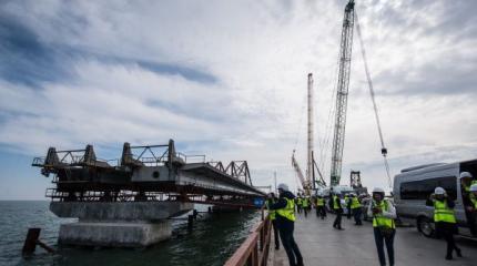СМИ Украины: Нам надо надеяться на то, что РФ построит этот проклятый мост СМИ Украины: Нам надо надеяться на то, что РФ построит этот проклятый мост