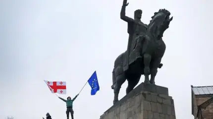НАТО готово открыть «второй фронт»: ЕС строит планы по захвату Тбилиси НАТО готово открыть «второй фронт»: ЕС строит планы по захвату Тбилиси