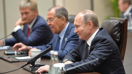 А в это время в Кремле для Путина изготавливают отмычку к Трампу А в это время в Кремле для Путина изготавливают отмычку к Трампу