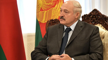 Шаг навстречу: Лукашенко призвал помочь уехавшим из страны оппозиционерам Шаг навстречу: Лукашенко призвал помочь уехавшим из страны оппозиционерам