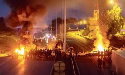 Цыгане разгромили город во Франции