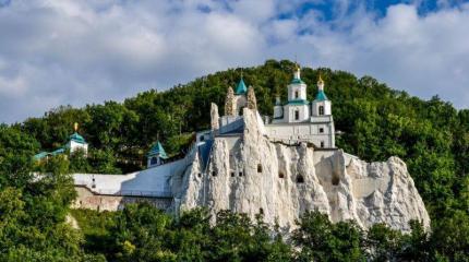 Война с православием под знамёнами коронавируса