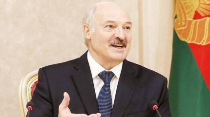 Батька скликает «богатых со всего мира» Батька скликает «богатых со всего мира»