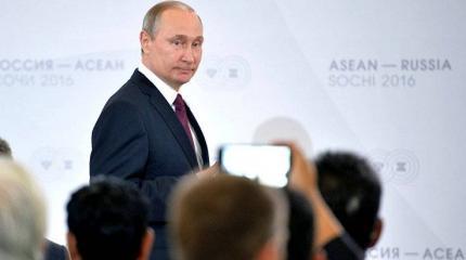 Путин «зазвенел»: от президента России потребовали пройти через рамку Путин «зазвенел»: от президента России потребовали пройти через рамку