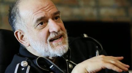 Одесский художник Ройтбурд: задушить украинских певиц, выступающих в России Одесский художник Ройтбурд: задушить украинских певиц, выступающих в России