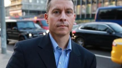Американский журналист Бом раскрыл, о чем молились украинцы у Трампа Американский журналист Бом раскрыл, о чем молились украинцы у Трампа