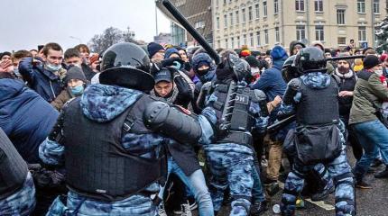 «Покорёжило Майданом»: дух свободы взбудоражил сектантские толпы в РФ «Покорёжило Майданом»: дух свободы взбудоражил сектантские толпы в РФ
