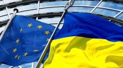 Игра в безвизовый режим: почему Киеву не выгодно сближаться с ЕС Игра в безвизовый режим: почему Киеву не выгодно сближаться с ЕС