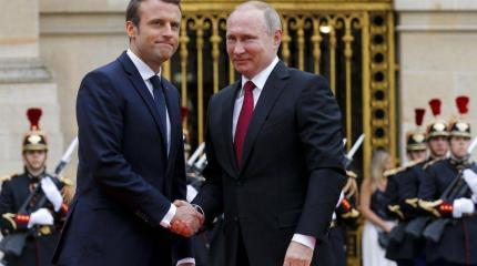 Почему Макрон спешит стать другом России Почему Макрон спешит стать другом России