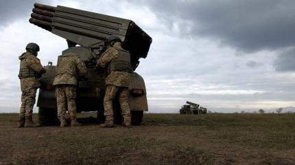 Аваков: Никакого мирного процесса на Донбассе уже нет, война идёт Аваков: Никакого мирного процесса на Донбассе уже нет, война идёт