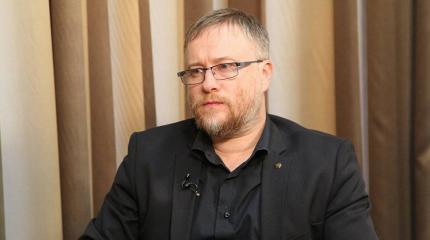 Валерий Коровин о планируемых переговорах Си Цзиньпина с Байденом Валерий Коровин о планируемых переговорах Си Цзиньпина с Байденом