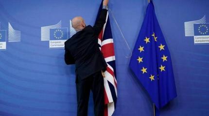 После официального развода с ЕС, США сразу отвернулись от Британии После официального развода с ЕС, США сразу отвернулись от Британии