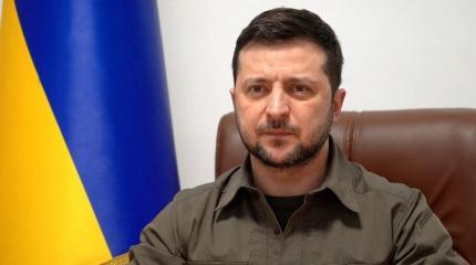 Зеленский заявил, что Украина никогда не признает Крым частью России Зеленский заявил, что Украина никогда не признает Крым частью России