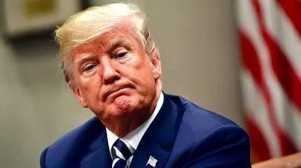 Зачем Трампа выставляют идиотом? Зачем Трампа выставляют идиотом?