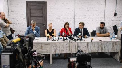 Анклав творческих неудачников. Профессиональный портрет «беломайдана» Анклав творческих неудачников. Профессиональный портрет «беломайдана»