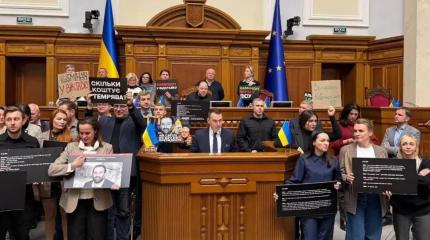 Процесс крушения украинской государственности набирает обороты
