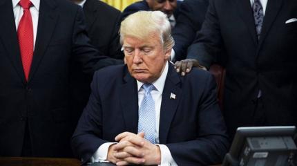 Почему Трамп беспомощен перед врагами России Почему Трамп беспомощен перед врагами России