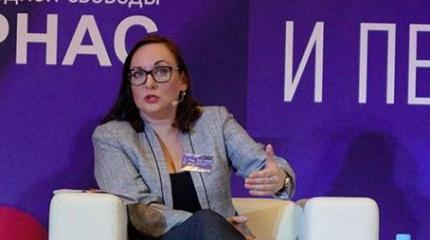 Граждане высмеяли Пелевину Граждане высмеяли Пелевину