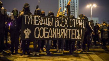 Запад поставил под удар Беларусь и запустил механизм «украинского майдана» Запад поставил под удар Беларусь и запустил механизм «украинского майдана»