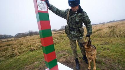 РФ восстанавливает границу с Беларусью: там ожидается «оранжевая революция» РФ восстанавливает границу с Беларусью: там ожидается «оранжевая революция»