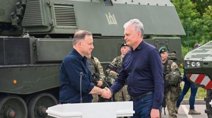 Литва и Польша сознательно бросают себя «на алтарь борьбы с агрессором» Литва и Польша сознательно бросают себя «на алтарь борьбы с агрессором»
