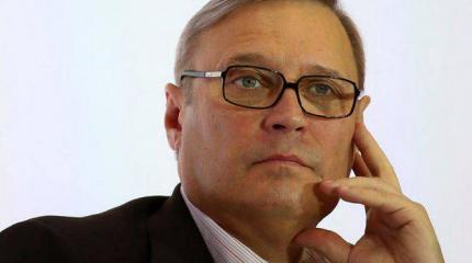 Касьянов станет американцем за отстаивание интересов США? Касьянов станет американцем за отстаивание интересов США?