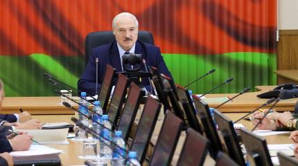 Почему Лукашенко не может покинуть президентский пост Почему Лукашенко не может покинуть президентский пост
