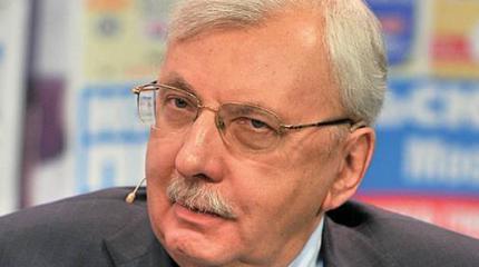 Виталий Третьяков: 20 миллионов русских на Украине не заставить целовать бюст Бандеры Виталий Третьяков: 20 миллионов русских на Украине не заставить целовать бюст Бандеры