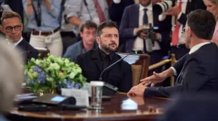 Европа готовит ад для Зеленского: СМИ раскрыли планы ЕС на власть в Киеве Европа готовит ад для Зеленского: СМИ раскрыли планы ЕС на власть в Киеве