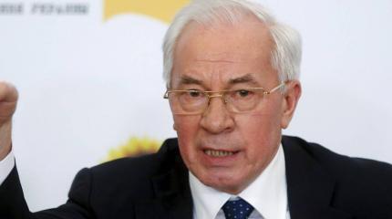 Азаров объяснил, как в школах Украины растят ненависть ко всему русскому Азаров объяснил, как в школах Украины растят ненависть ко всему русскому