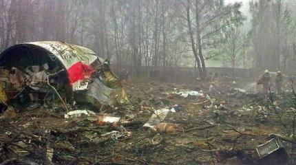 Суд по самолету Качиньского венчает политический кризис Польши Суд по самолету Качиньского венчает политический кризис Польши