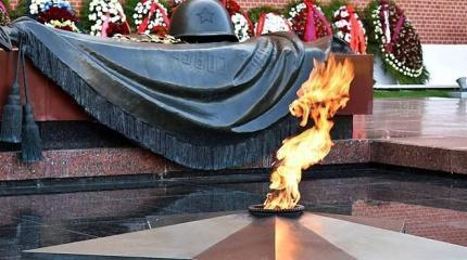 У России нет выбитой на скрижалях идеологии, но есть правда У России нет выбитой на скрижалях идеологии, но есть правда