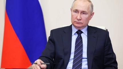 Express: Запад радостно наблюдал за хаосом в России, но потом пришел Путин