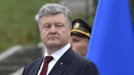 Порошенко предстанет перед своим первым судом Порошенко предстанет перед своим первым судом