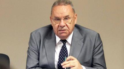 Политолог Марга: Украина должна вернуть часть территорий другим странам Политолог Марга: Украина должна вернуть часть территорий другим странам
