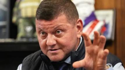 Второй украинский фронт: Залужный объявил войну Зеленскому