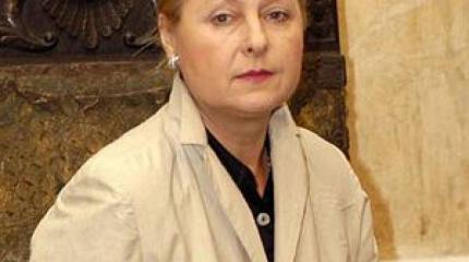 Елена Чавчавадзе: «А революционеры однозначно продавали душу дьяволу...» Елена Чавчавадзе: «А революционеры однозначно продавали душу дьяволу...»