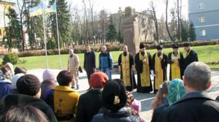 Украина не хочет молиться о продолжении гражданской войны