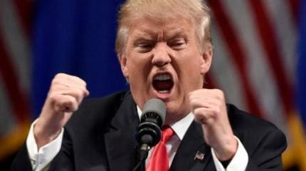 Трамп угрожает семье Клинтон преследованием Трамп угрожает семье Клинтон преследованием