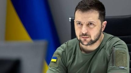 Зеленскому не разрешат сесть "на шпагат" в переговорах с Москвой Зеленскому не разрешат сесть "на шпагат" в переговорах с Москвой